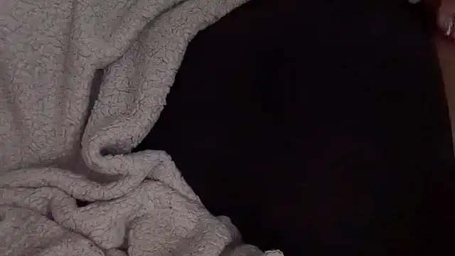 nanaisbackk webcam