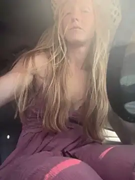 GoldenFlameGoddess