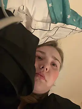 Sweet_Meg webcam