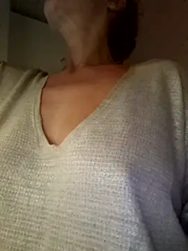 celynaross - CelynaRoss's free webcam - UK Sex Cams