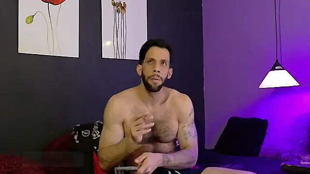 karim_mansur (Ask my age) - show foreskin close up