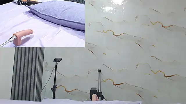 Emma_trons_ webcam