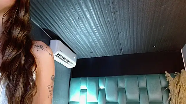 AmmyJones_ webcam