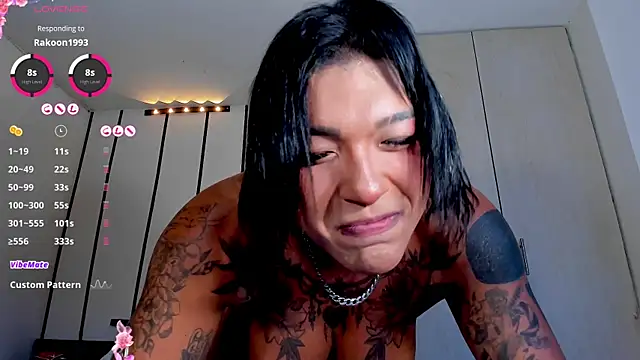 IsabellBigtitsxx webcam