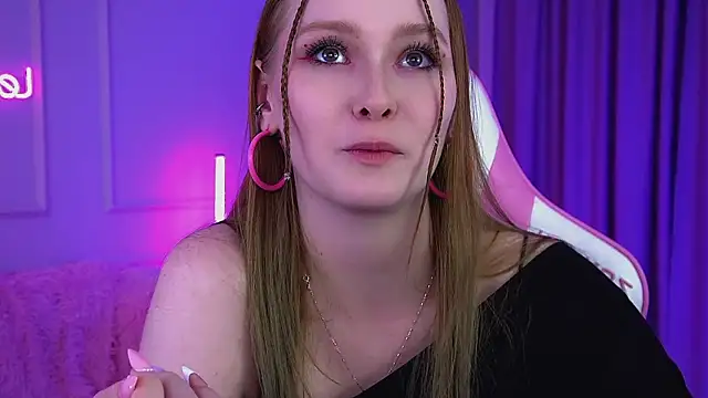 AgataFoxley webcam