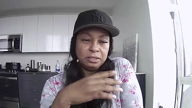 MSweetLindaParks webcam