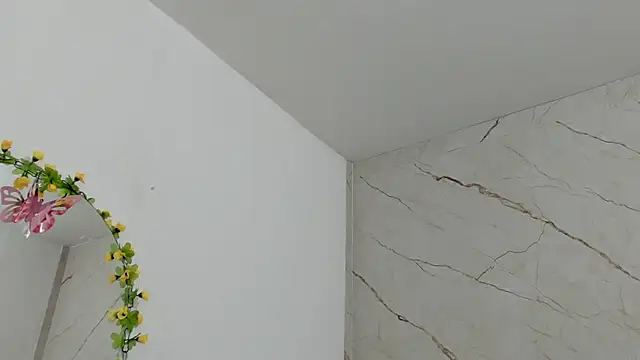esmeralda_jenn11 - Esmeralda_jenn11's free webcam - UK Sex Cams