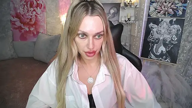 NickyAdamidi webcam