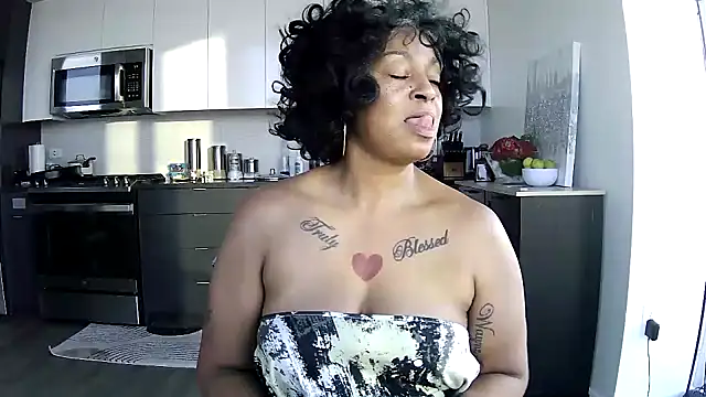 MSweetLindaParks webcam