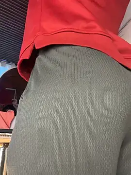 _zoe_bakerr webcam