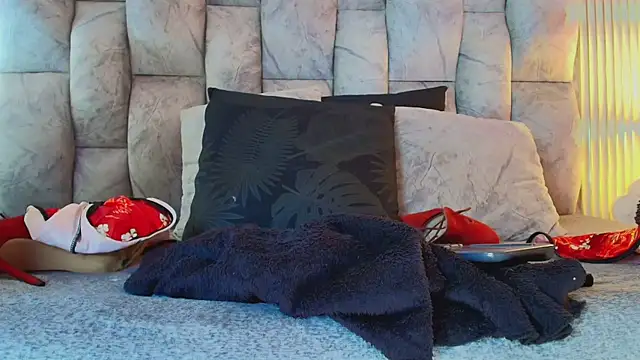 Meganisperfect69 webcam