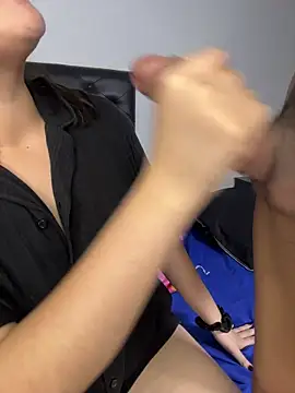 Haru_Ozk webcam