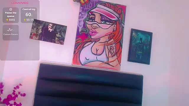 Honey_Balenciaga webcam