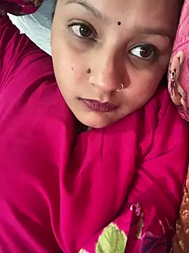 Aarohi_Thakur webcam