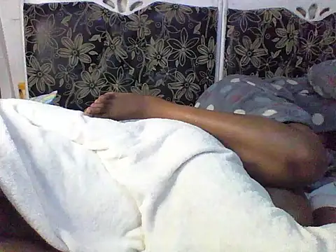 Dirtywithnoapology webcam