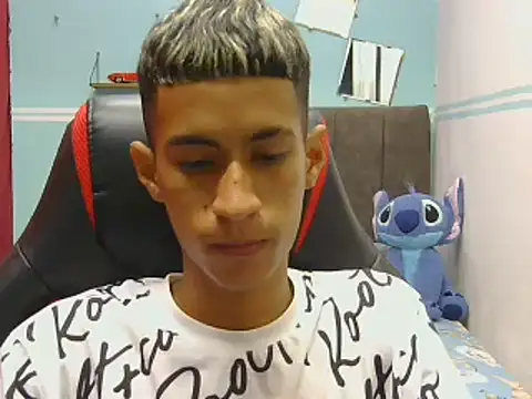 Angelstripboy webcam