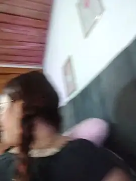 samm_curvy webcam