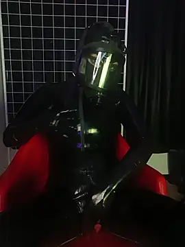 LatexDevil_Blondie webcam