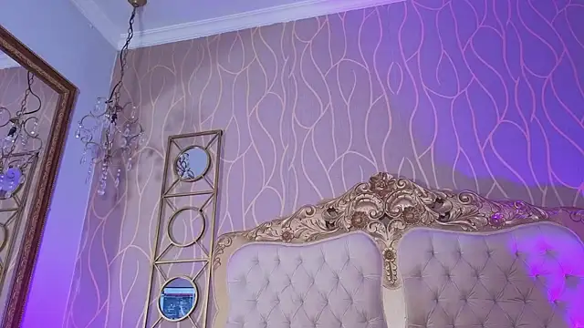 Shanelle__ webcam