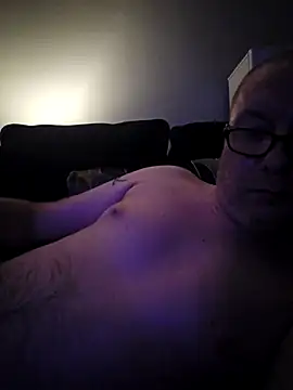 Howsu7777 webcam