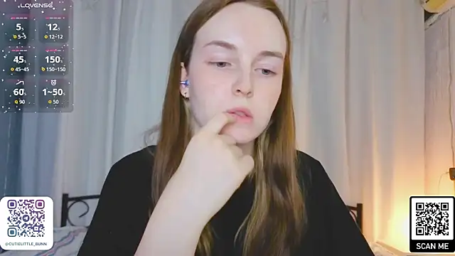 bae_cake_ (F young) - lotion on my tits