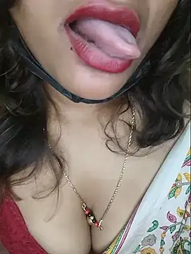 Premalatha_28 webcam