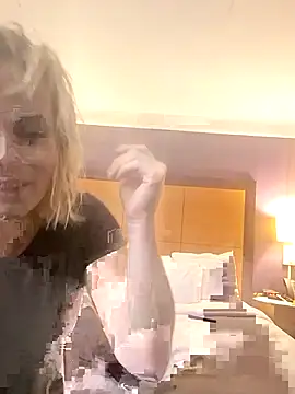 Kellychrismix webcam