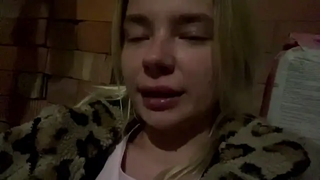 KimberliBaskerville webcam