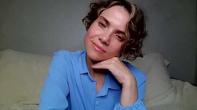 NatalieMoses webcam