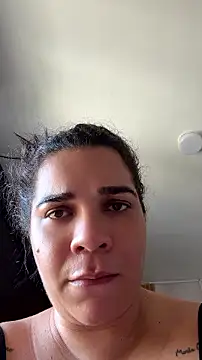 Siri_Luxx webcam