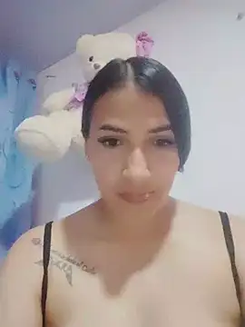 dulce_milk (F young) - Licking nipples 🥵