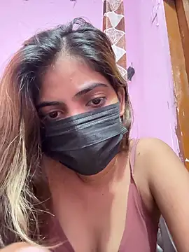 Miss_Pretty011 webcam