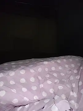 Zay_romi webcam