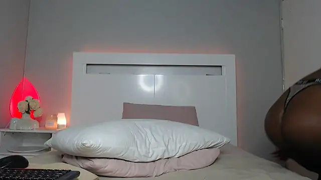jasminbrown (F milf) - MAKE ME VERY WET