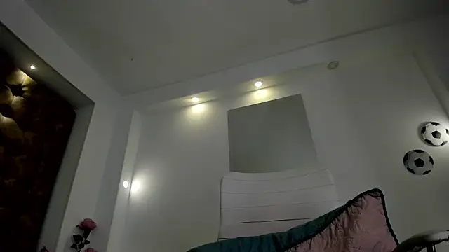 violet_giraldo webcam