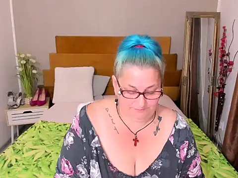 Sugarmommy_69X webcam