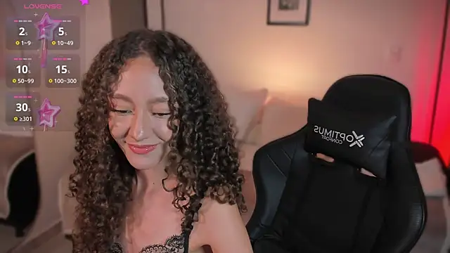 ChloeMoreti webcam