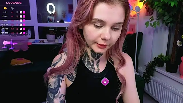 Britney_Lynch webcam