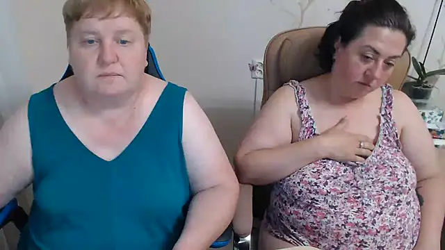 Lindy-Jeanie webcam