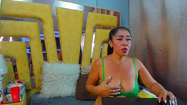 VikyThomsonn webcam