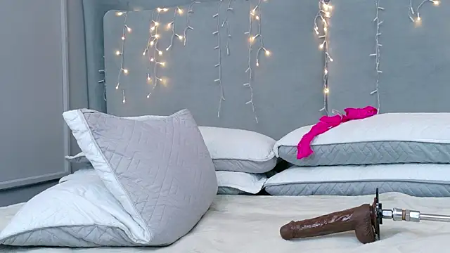 AlmaRose_ webcam