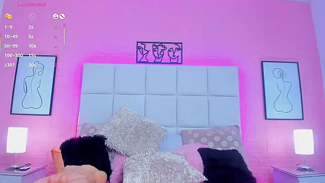 charlotte_kisss