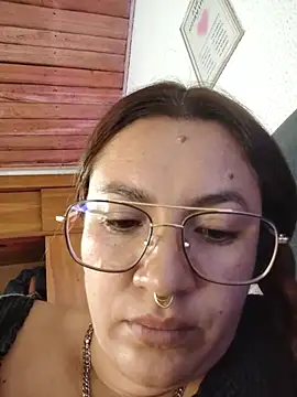 samm_curvy webcam