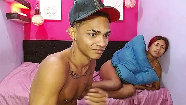 black_twinks webcam