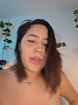 aisha_duque_ (F young) - control 5 min my toy 😈🔥