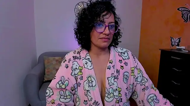 scarlet_wet webcam