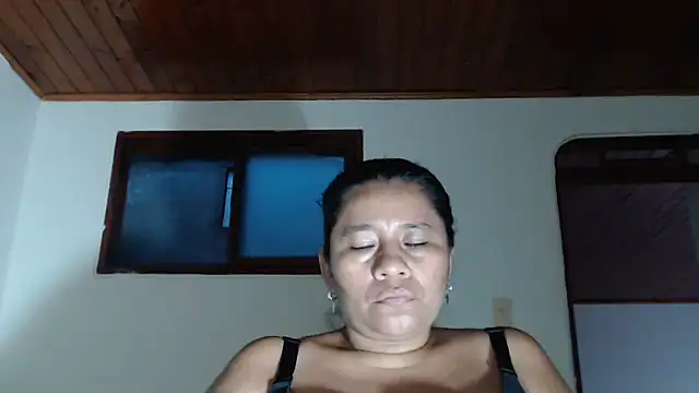 adrixxx38 webcam