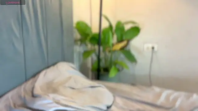 wiggle_nibble webcam