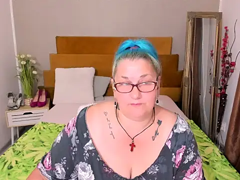 Sugarmommy_69X webcam