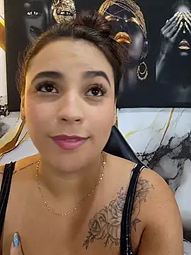 LizzRouse webcam
